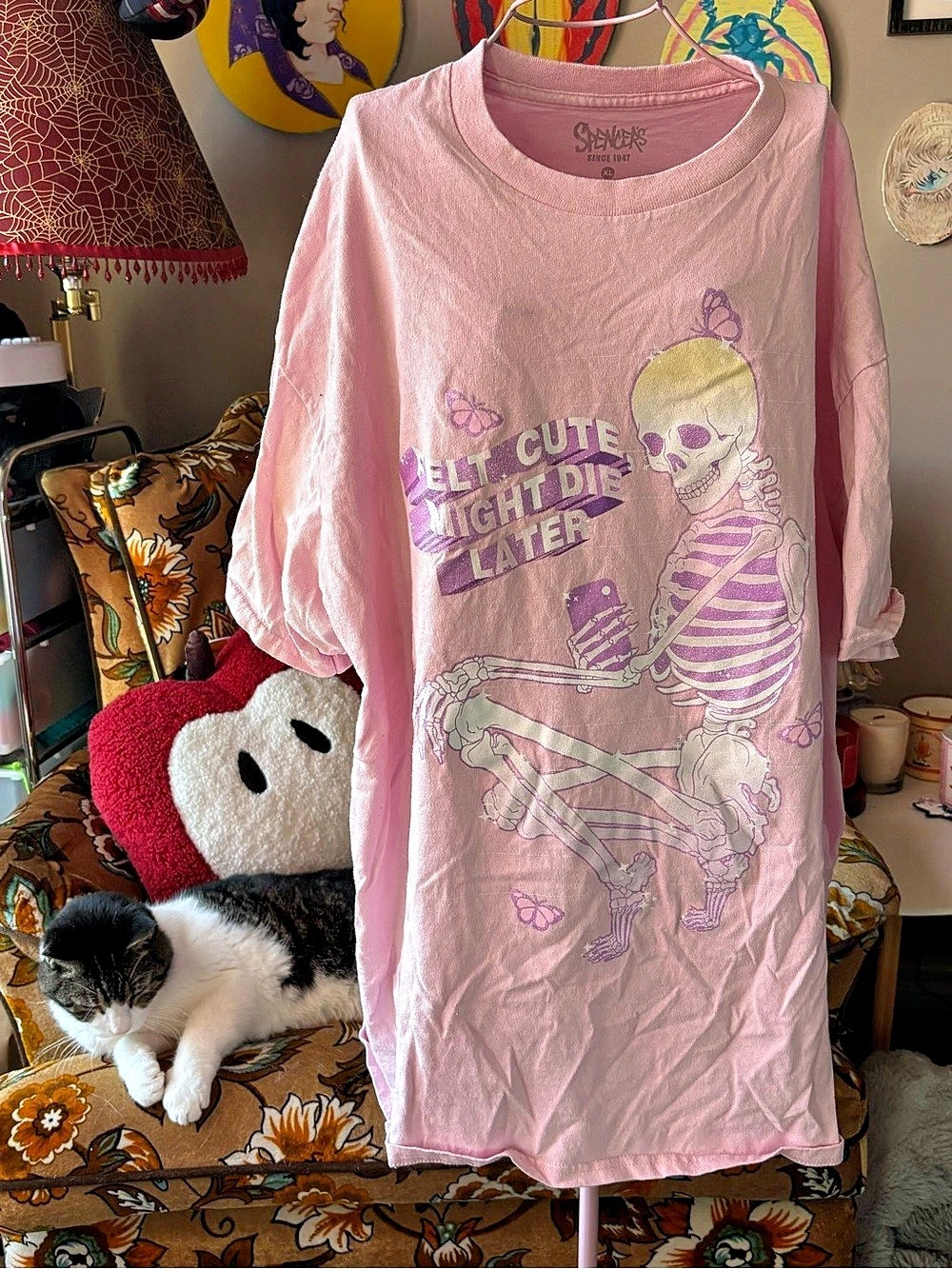 Spencers Skeleton Graphic Tee Pink XL